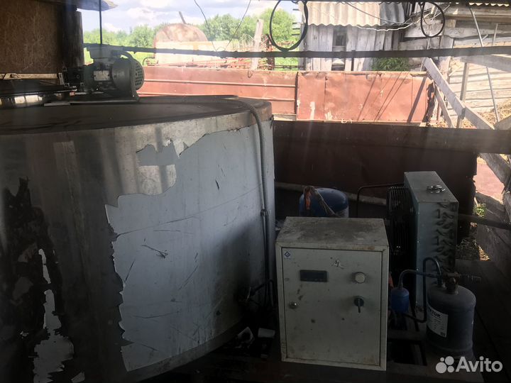 Танк охладитель молока бу