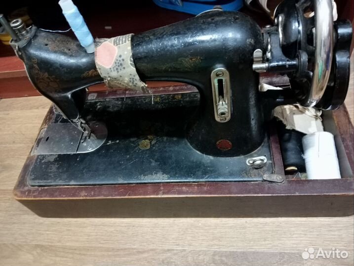 Швейная машинка