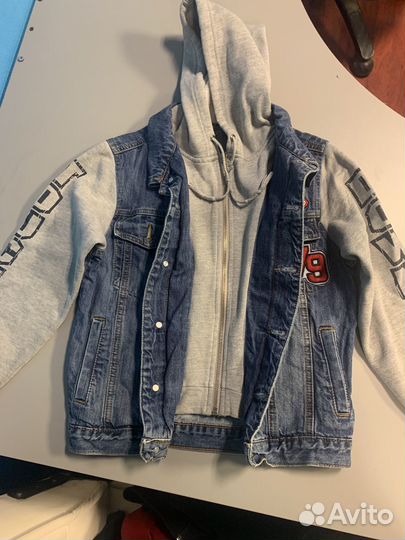 Джинсовая куртка