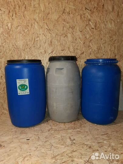 Бочка пластиковая 180-220 литров б/у