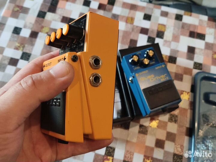 Гитарная педаль Boss DS1