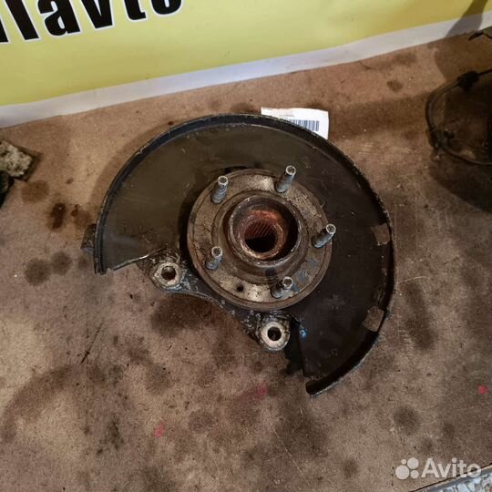 Кулак поворотный левый правый Chevrolet Cruze