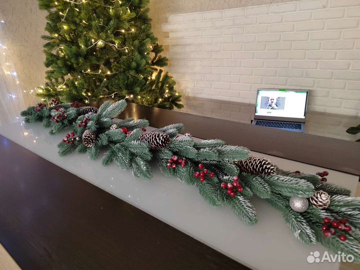 Гирлянда новогодняя из голубой ели искусственная