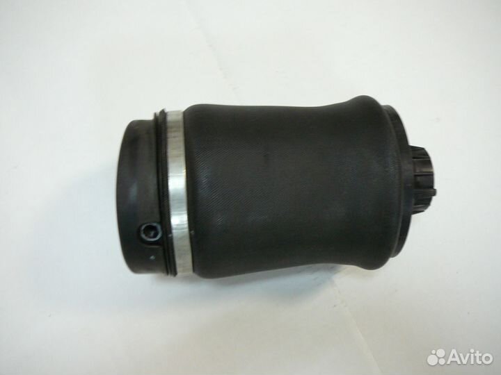 Задний баллон Jeep Grand Cherokee WK2 3.6L Summit