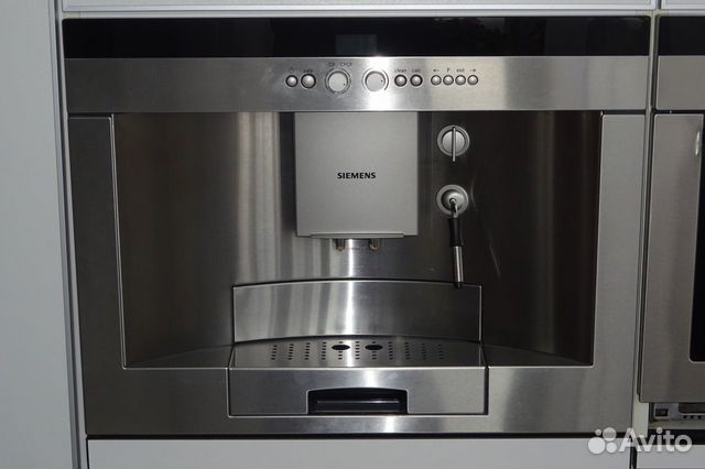 Встраиваемая кофемашина Siemens EF688/04(TK68E571)