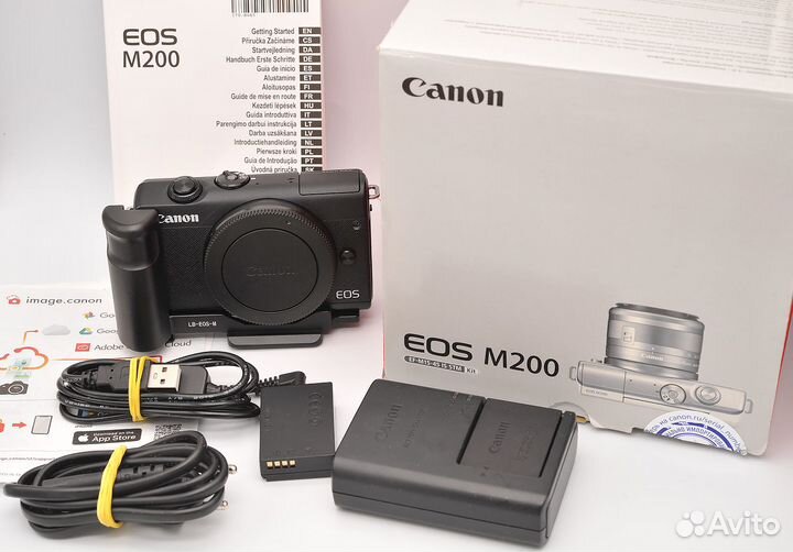 Canon EOS M200 body