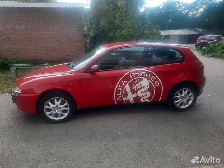 Alfa Romeo 147 2.0 МТ, 2002, 217 000 км