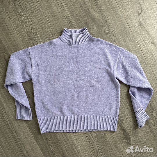 Свитер женский