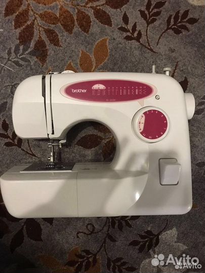 Швейная машина Brother