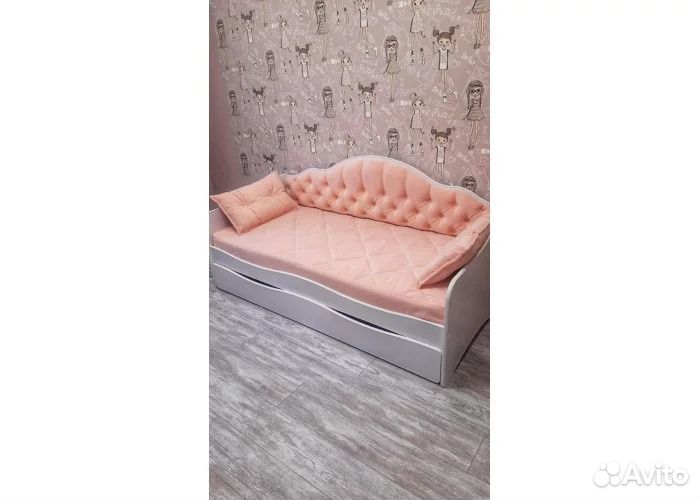 Деткая Кроватка с доп спальным местом для девочки