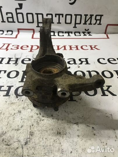 Кулак поворотный передний правый Kia Ceed