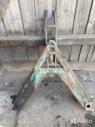 Треугольник на Т 150 мтз