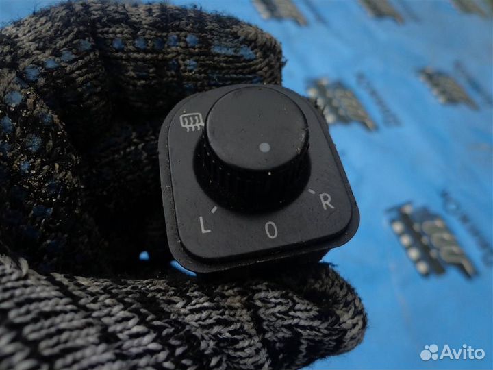 Переключатель регулировки зеркала VW Passat B6