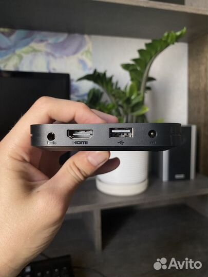 Тв-приставка Xiaomi Mi BOX S