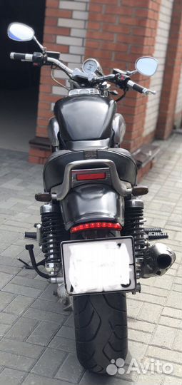 Мотоцикл Yamaha V-max 2002 гв