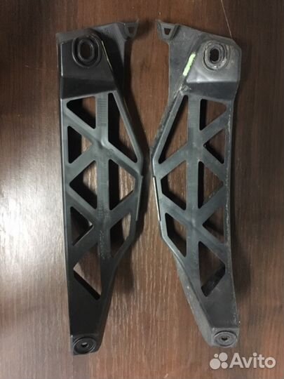 Skoda Octavia А5 направляющие заднего бампера