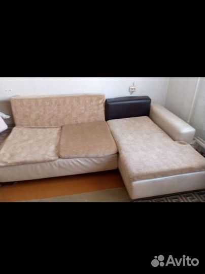 Кожаный угловой диван бу
