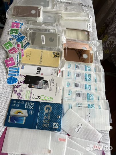 Отдаю все вместе Много чехлов на айфон и стекла