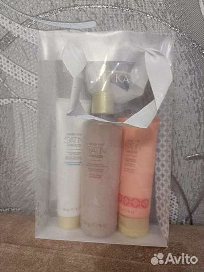 Бархатные ручки Mary Kay Satin Hand's