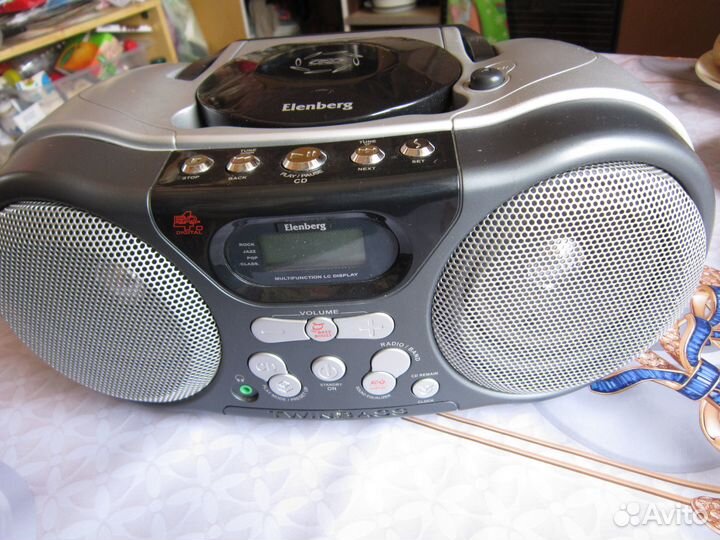 Магнитола Elenberg