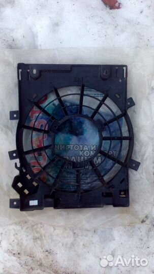 Дифузор корпус вентилятор Опель Астра Н автомат