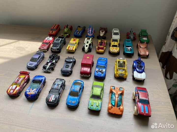Машинки хот вилс hot wheels
