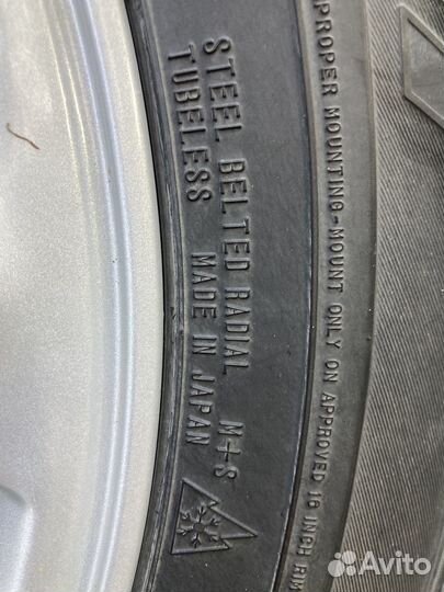 Dunlop Winter Maxx TS-01 215/60 R16