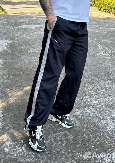 Спортивные штаны Nike широкие оригинал