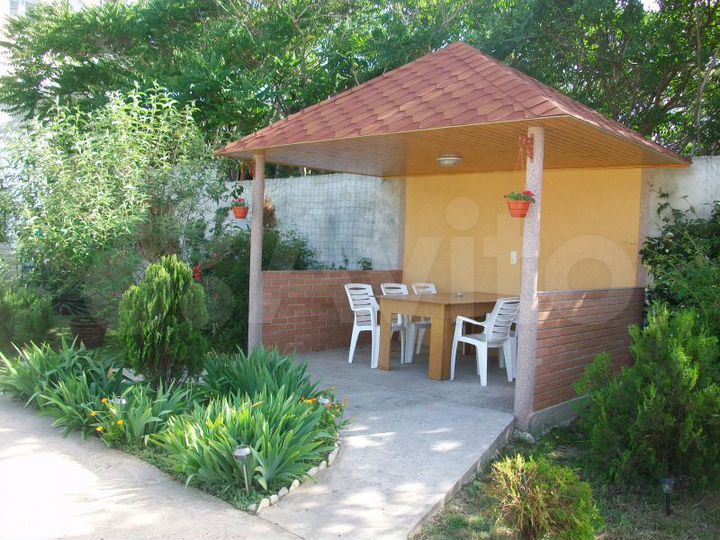 Комната 13 м² в 1-к., 1/2 эт.