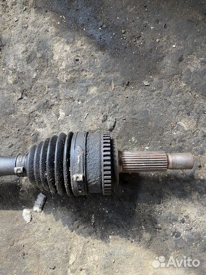 Привод правый 1.6 G4FC АКПП Kia Cerato 2 09-13г