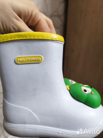Детские резиновые сапожки