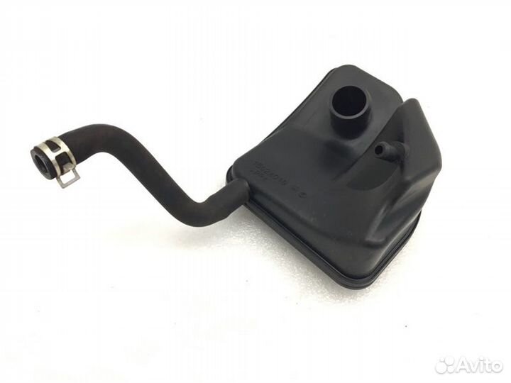 Резонатор воздушного фильтра Mitsubishi Outlander