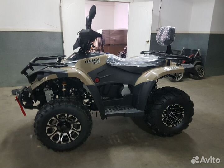 Квадроцикл Linhai-Yamaha (Ямаха) D300 витринный