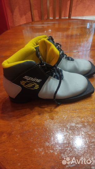 Лыжные ботинки 36 размер
