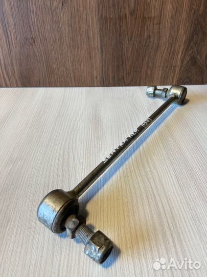 Стойка стабилизатора передняя Nissan Sentra B17