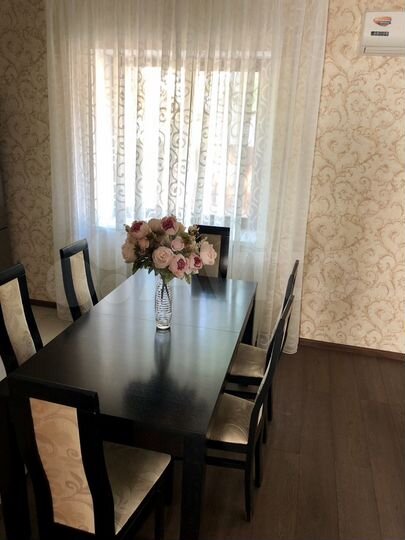 Коттедж 240 м² на участке 12 сот.