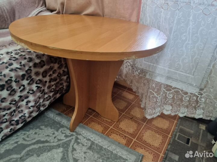 Стол круглый