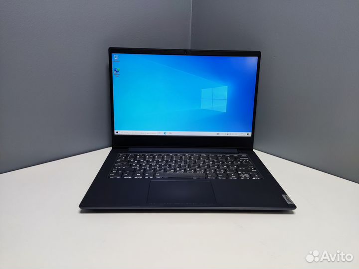 Ноутбук Lenovo Ideapad Intel Gold 5405U 8/256