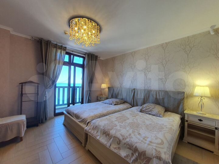 2-к. квартира, 92 м², 4/8 эт.