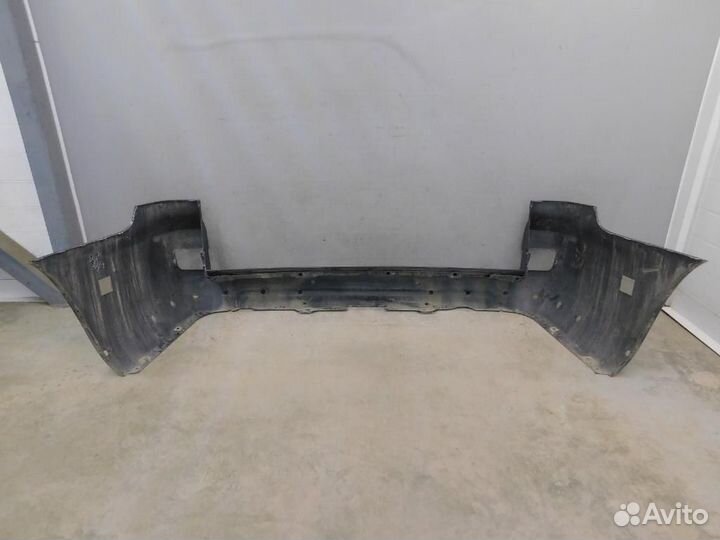 Бампер задний Toyota Land Cruiser