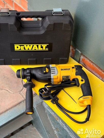 Перфоратор dewalt новый