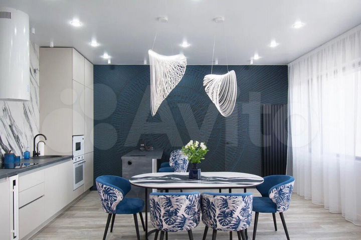 3-к. квартира, 100 м², 3/4 эт.