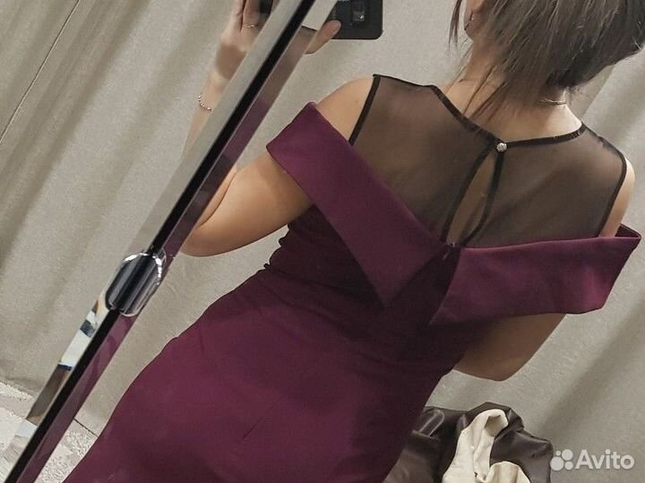 Платье новое 42