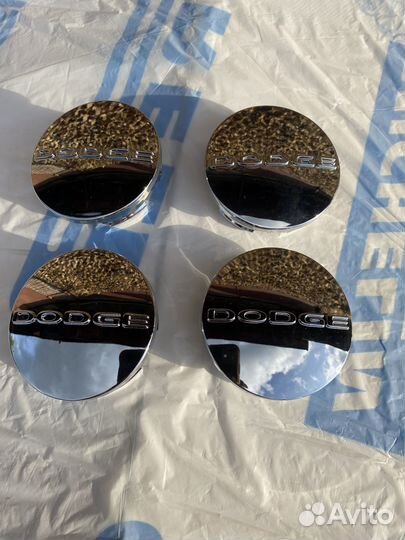 Комплект Dodge оригинальные колпачки в цо