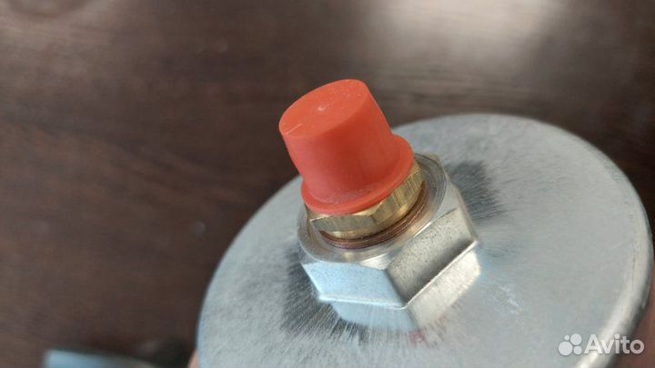 Фильтр топливный Mercedes W201/W124/W126/W140/W461