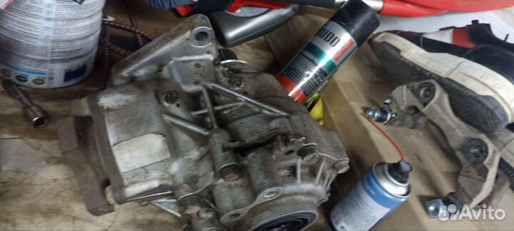 Раздатка Nissan X-trail t32 2 литра 4 wd