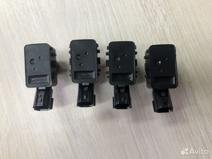 Парковочный радар/парктроник (к-кт) Lexus RX