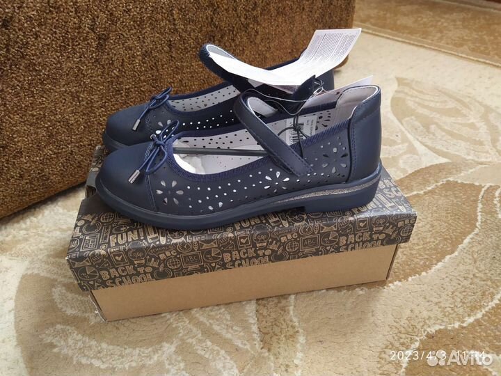 Туфли для девочки 33 размер новые