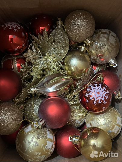 Новогодние игрушки