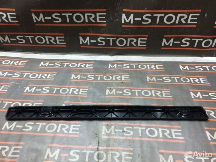 Обшивка багажника левая Audi Q7 4LB BAR 2007